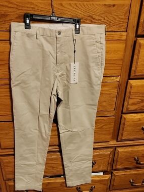 Men's Ledbury The Richmond Chino Khaki Pants